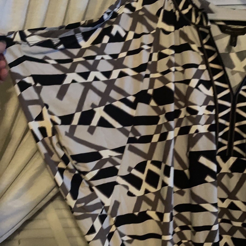 Cool Pattern Tunic - image 2